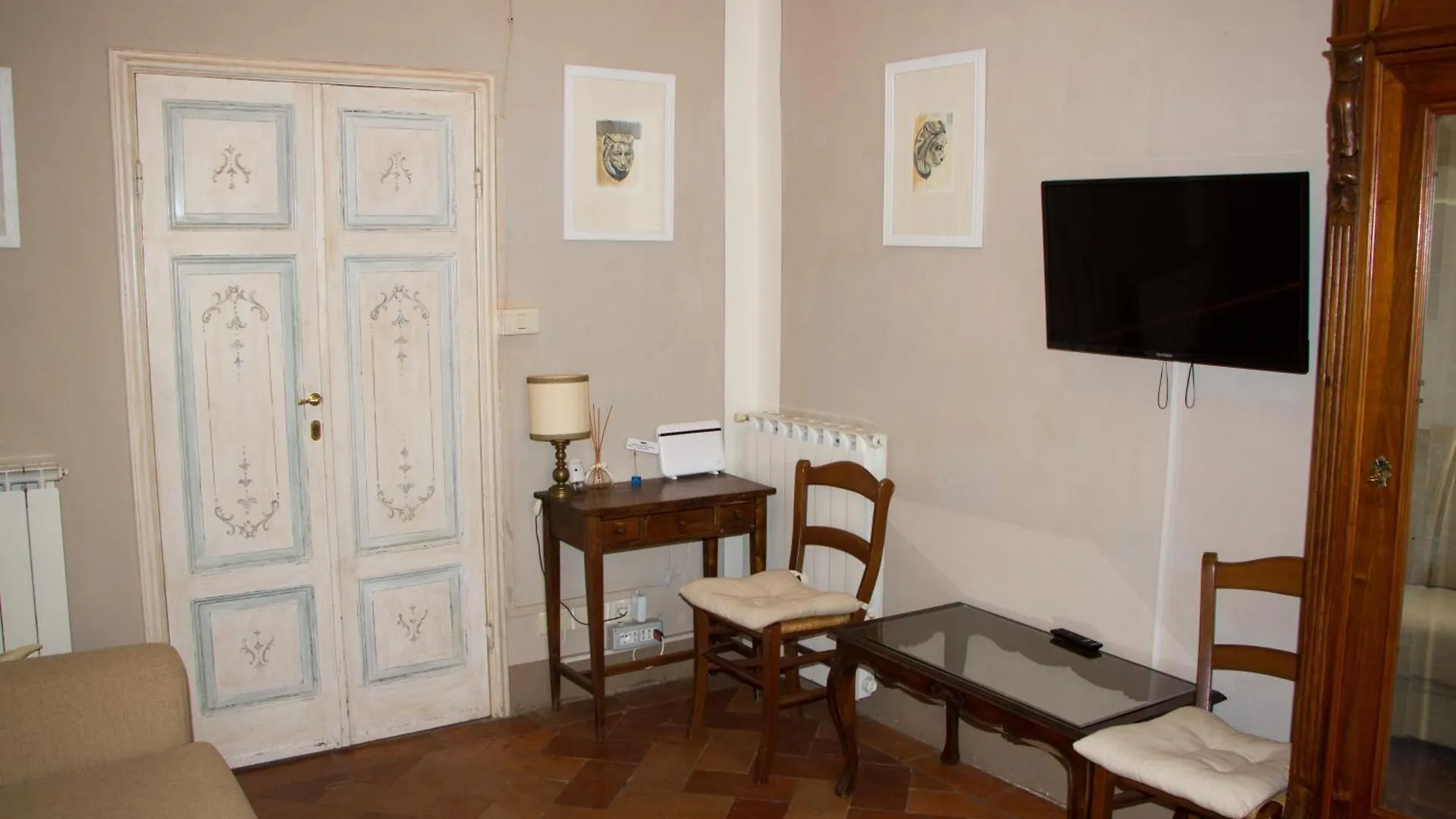 Santa Croce Charme Apartment Arezzo Italy